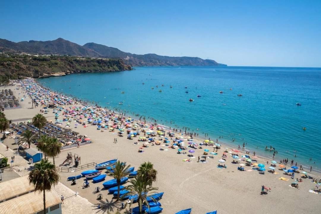 Atico En Mar De Nerja Διαμέρισμα Εξωτερικό φωτογραφία